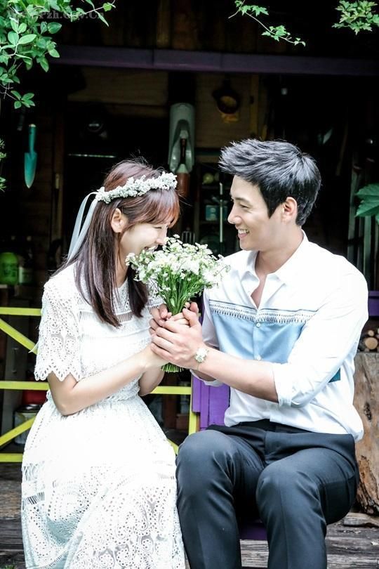 金素妍李尚禹宣布恋情 曾出演爱上女主播徐迎美