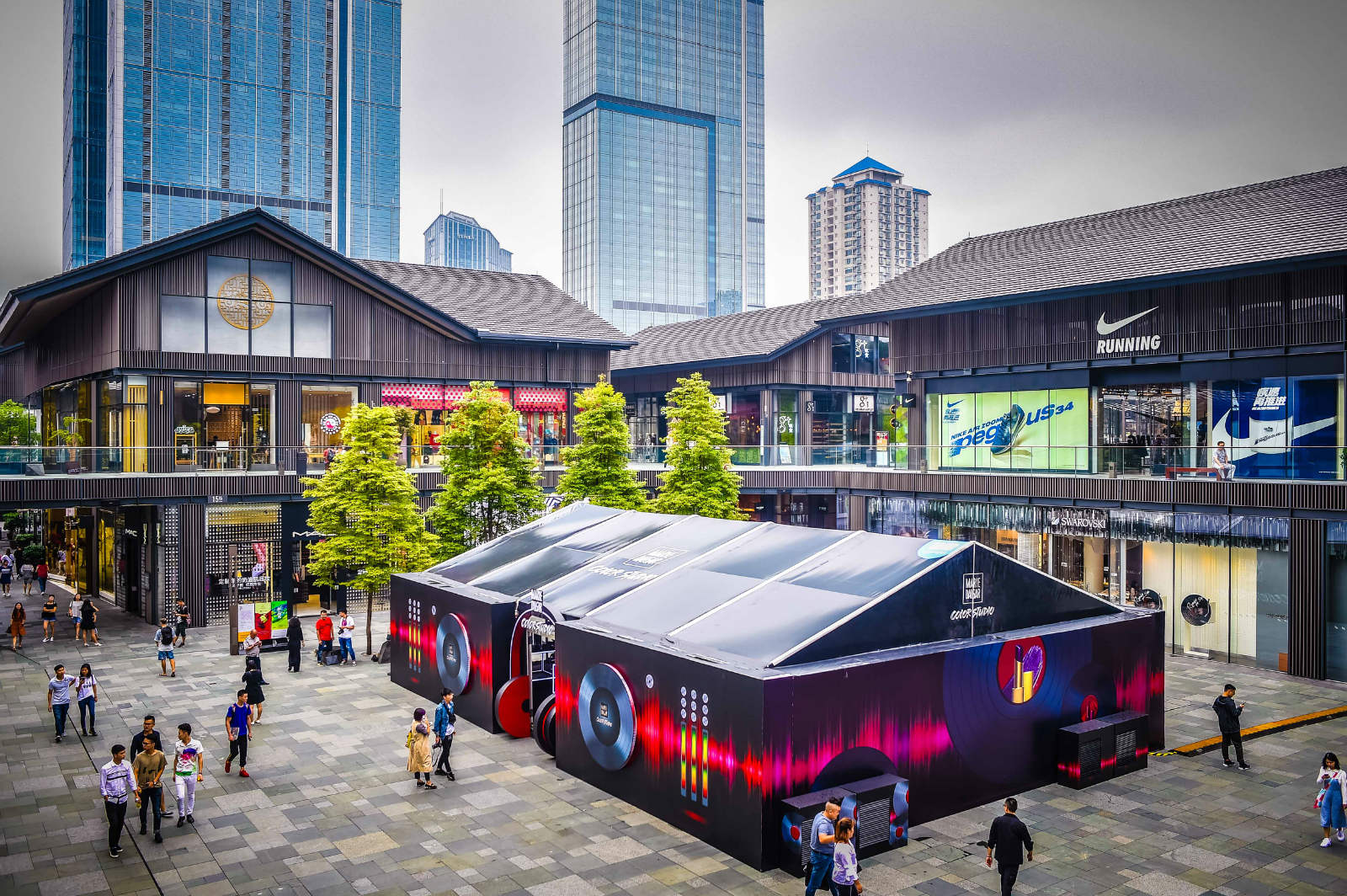 又一品牌快闪店来成都了好炫酷