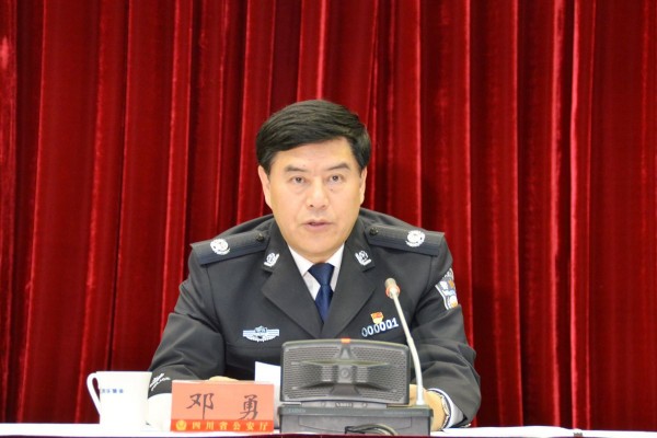 省公安厅:用党的十九大精神统领各项公安工作