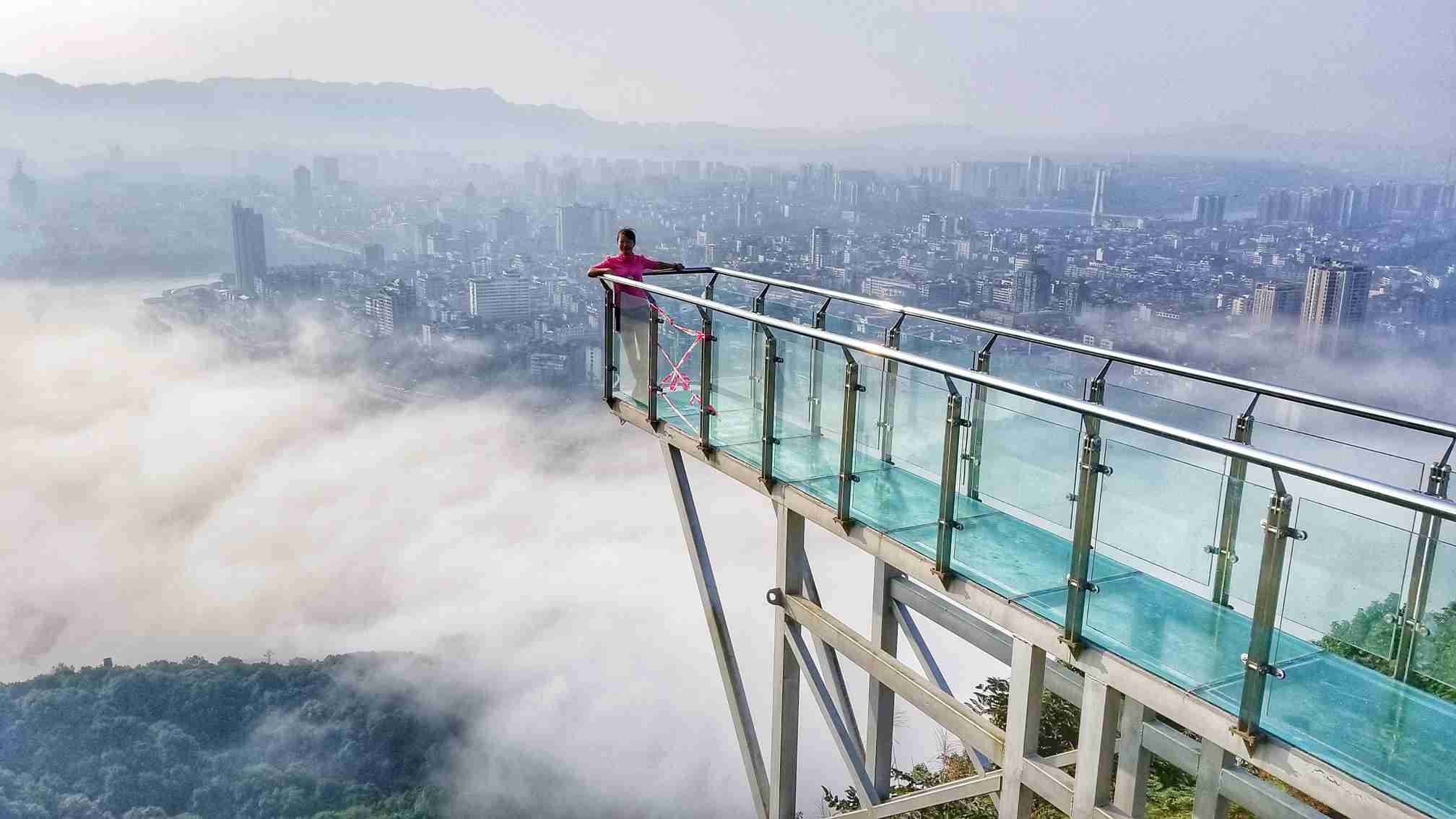 宜宾现平流雾景观 城市宛如"海市蜃楼" - 攀枝花网